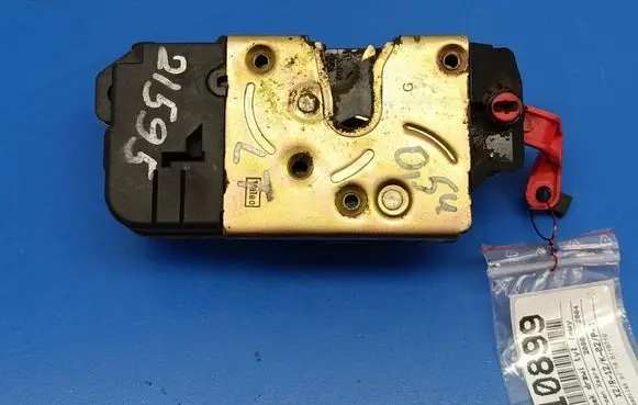 Citroen Xsara Picasso Rear door lock