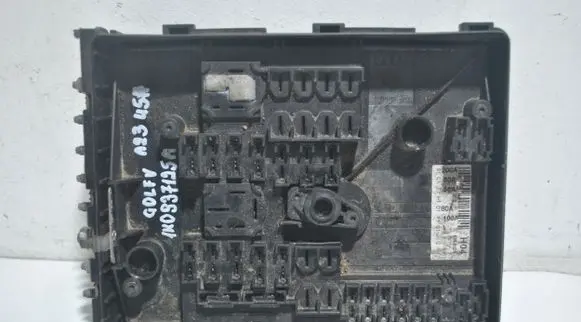 Seat Leon (1P) Fuse module 1K0937125A