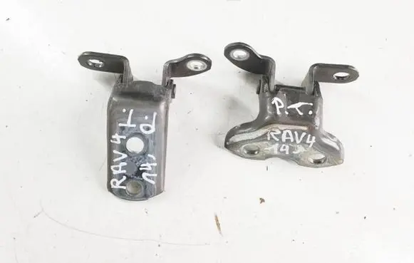 Toyota RAV 4 (XA40) Rear door hinge set 