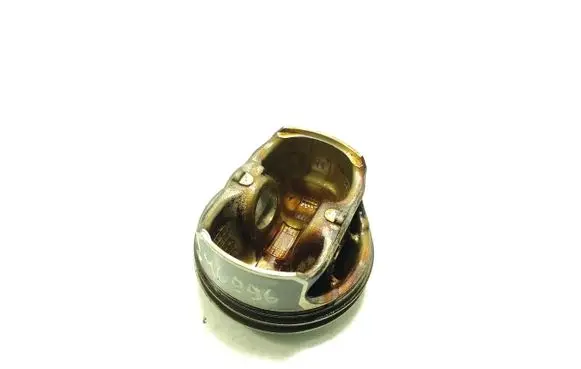 BMW 3 E90 E91 Piston 