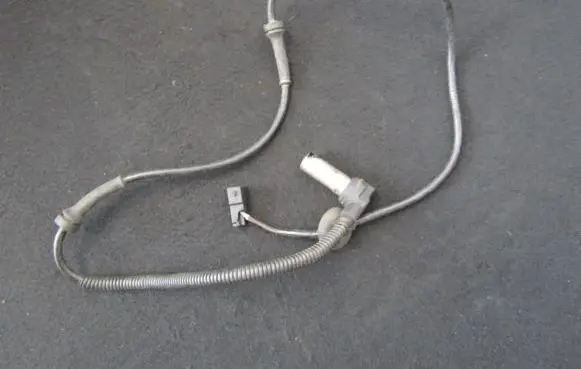 Audi A4 S4 B5 8D ABS brake wheel speed sensor 8D0927803