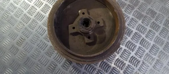 Volkswagen PASSAT B4 Drum brake (rear) 