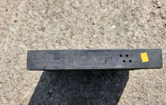 BMW 5 E34 Comfort/convenience module 61351388523