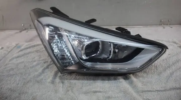 Hyundai Santa Fe Headlight/headlamp