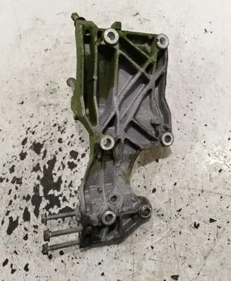Skoda Roomster (5J) A/C compressor mount bracket 045903143E