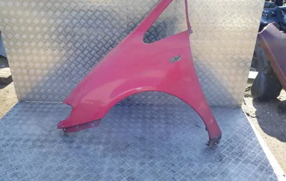 Ford Galaxy Fender
