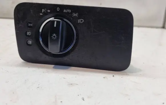 Mercedes-Benz CLS C219 Light switch A2195450704 04059140