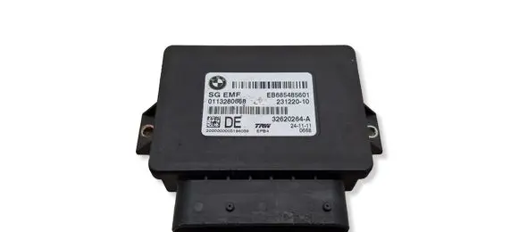 BMW 5 F10 F11 Hand brake control module 23122010