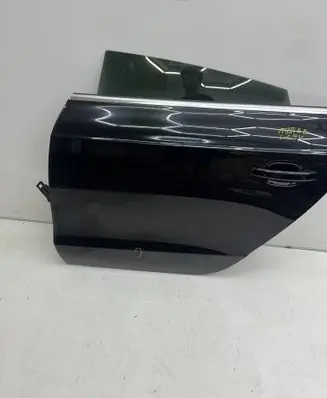 Audi A5 Sportback 8TA Rear door LZ9Y