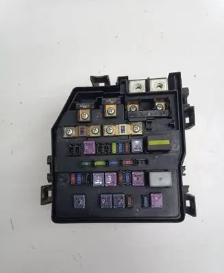 Honda Civic Fuse module 13SMJE02