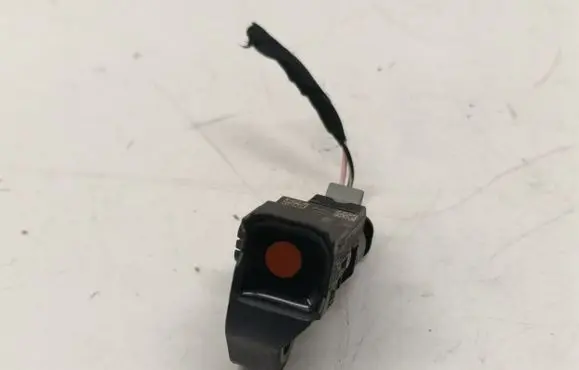Mercedes-Benz EQE v295 Airbag deployment crash/impact sensor A0009051303