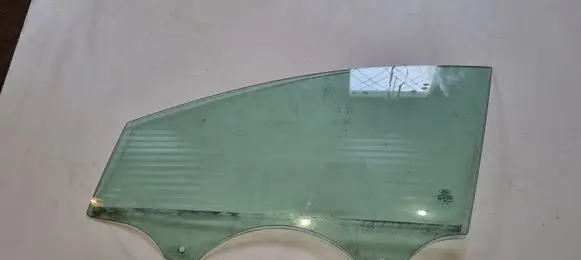 Ford Focus Front door window glass four-door 43R000677