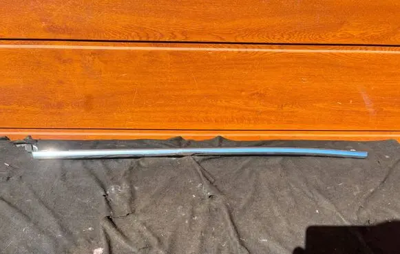 Volvo XC60 Rear door glass trim molding 32229817