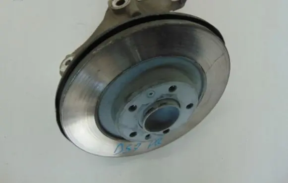 Rear wheel hub