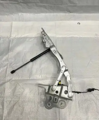 Jaguar E-Pace Engine bonnet/hood hinges
