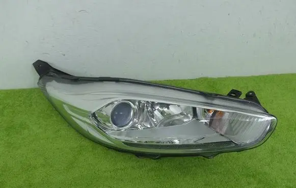 Ford Fiesta Headlight/headlamp C1BB-13W029-CG