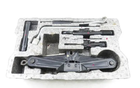 KIA Carens III Spare wheel section trim 091491D100