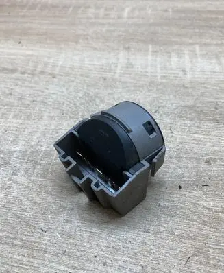 Ford Mondeo Mk III Ignition lock 98AB11572BG