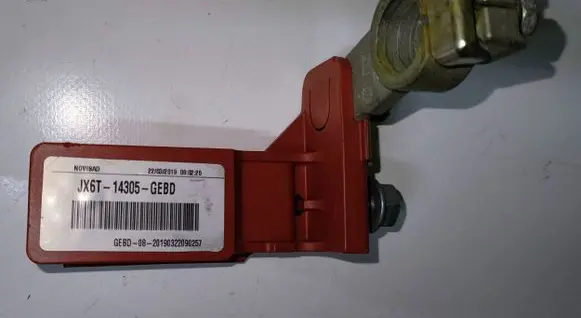 Ford Focus Positive cable (battery) JX6T14305GEBE JX6T14305GEBD JU5T14A094TA