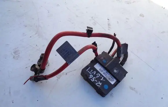 Mini One - Cooper Coupe R56 Positive cable (battery) 
