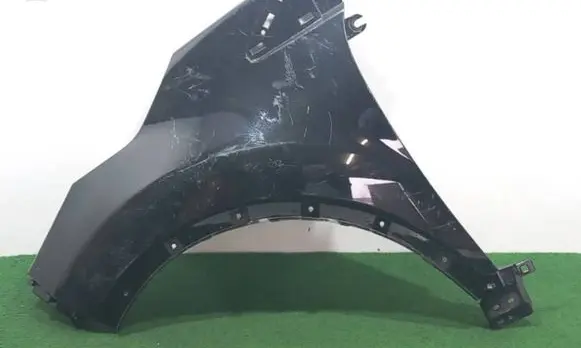 Renault Captur Fender 631012736r
