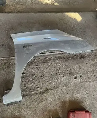 Renault Espace IV Fender 8200155751 820015575