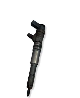 BMW 5 E60 E61 Fuel injector 0445110216