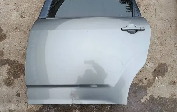 Toyota Corolla Verso E121 Rear door 