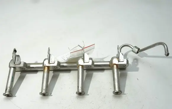 Fuel main line pipe