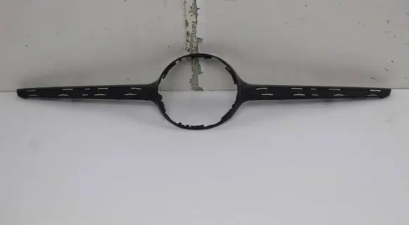 Mercedes-Benz A W176 Front bumper upper radiator grill A1768880085 11279981