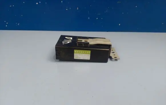 Mitsubishi Pajero Air conditioning/heating control unit MR460756 2773000780