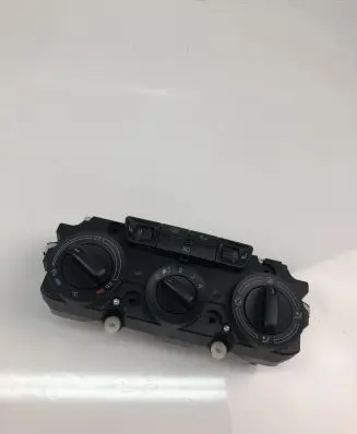 Skoda Octavia Mk2 (1Z) Interior fan control switch 1Z0820047M