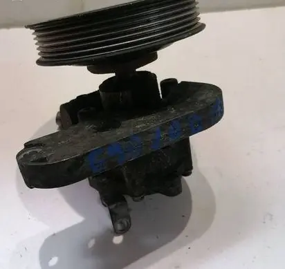 BMW 3 E90 E91 Power steering pump 678883803