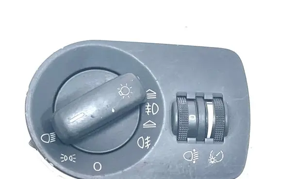 Audi A3 S3 A3 Sportback 8P Light switch 8P2941531L 04056773 04058110
