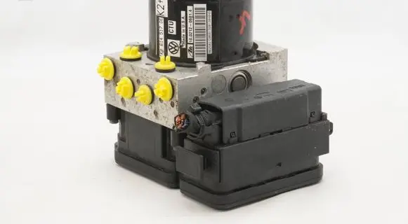 Volkswagen Golf Plus ABS Pump 1K0614517DE 1K0907379BJ