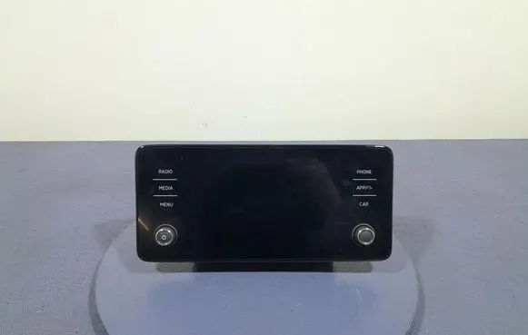Skoda Kamiq Radio/CD/DVD/GPS head unit 654035869H