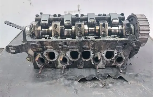 Volkswagen Golf V Engine head BKC