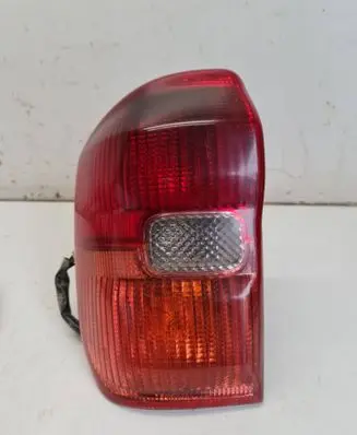 Toyota RAV 4 (XA20) Rear/tail lights