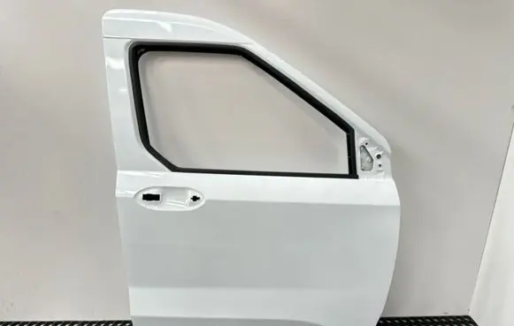 Ford Transit Courier II Front door 
