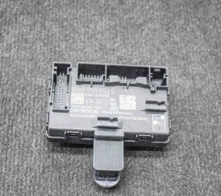 Audi A5 Door control unit/module 8W0959592 A2C7466601600