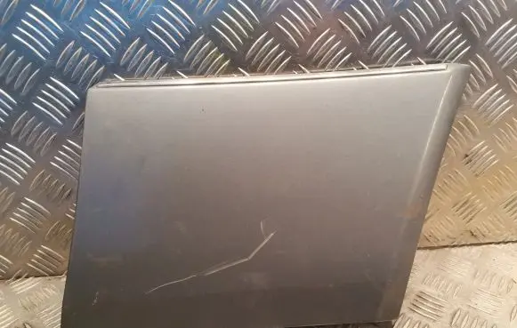 Mercedes-Benz E W124 Fender trim (molding)