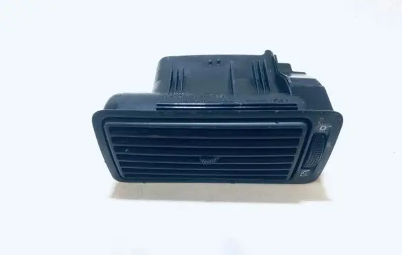 Volkswagen Golf IV Dash center air vent grill 1j1819704c 1j1819710d