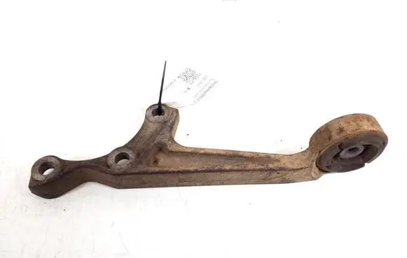 Toyota Hilux (AN10, AN20, AN30) Front differential bracket 52392-71010