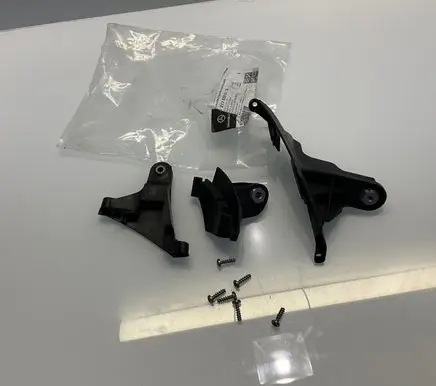 Mercedes-Benz E W211 Headlight/headlamp mounting bracket A2118205114 2118205114