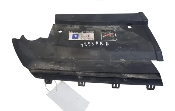 Radiator trim