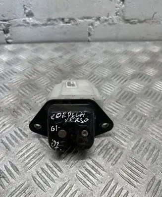 Toyota Corolla Verso E121 Tailgate/trunk/boot lock/catch/latch EE79689 EUK9361120A