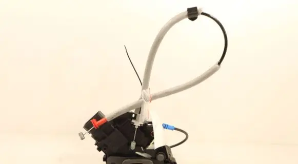 Ford Mondeo MK IV Front door lock 8M2AR21812AB