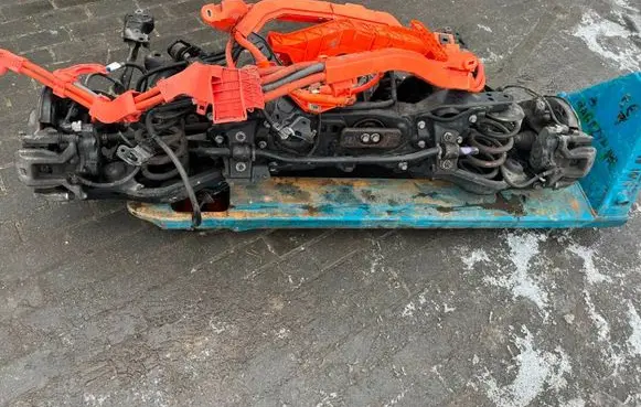 Lexus NX Stub axle 