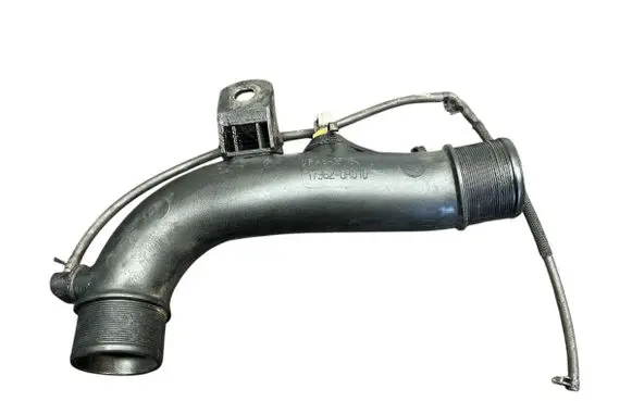Toyota Avensis T250 Intercooler hose/pipe 173620R010