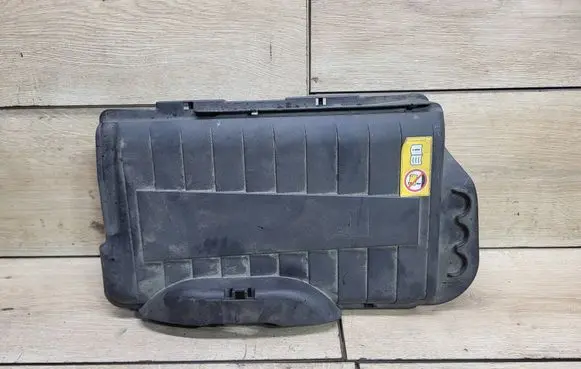 Mercedes-Benz B W246 W242 Battery box tray cover/lid A2465410005